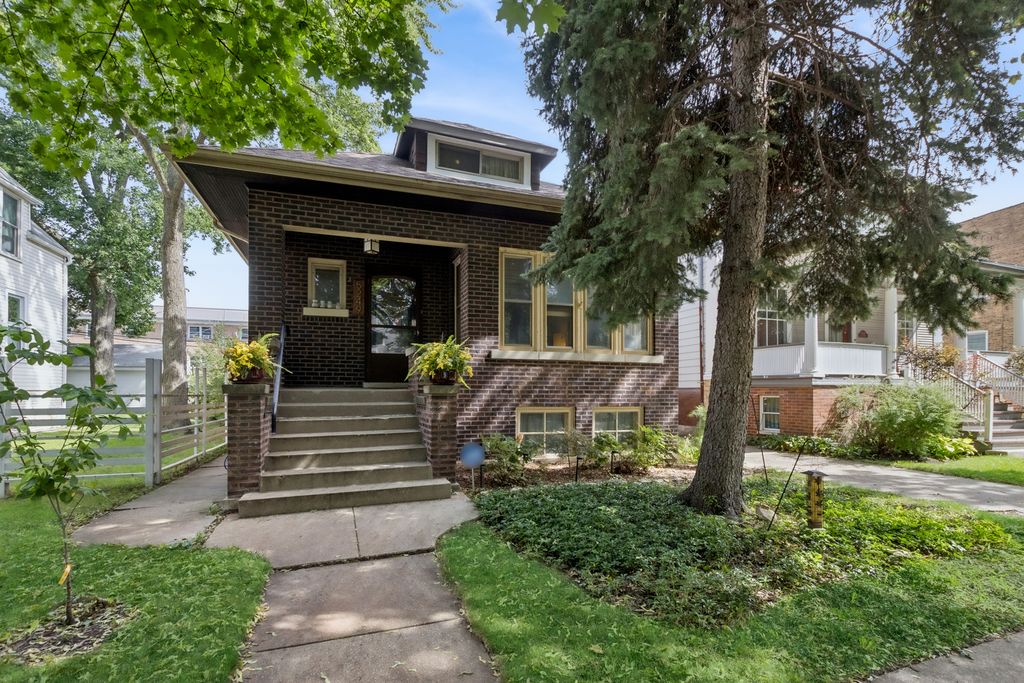5249 N Sawyer Avenue, Chicago, IL 60625 — exterior