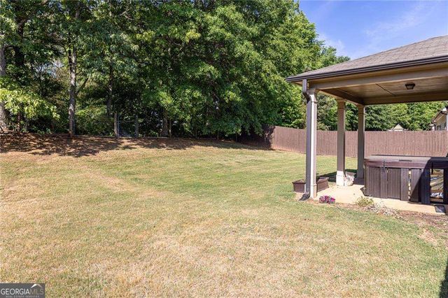 500 Brighton Park Circle, Hoschton, GA 30548