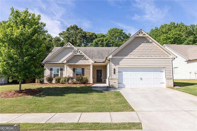 500 Brighton Park Circle, Hoschton, GA 30548