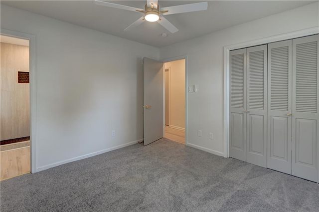 305 Sharon Drive, Lee's Summit, MO 64063