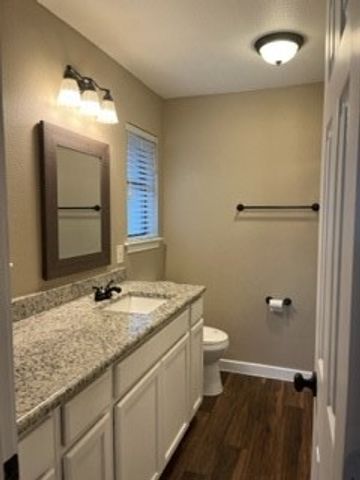 1112 Kathy Lane, Lewisville, TX 75067