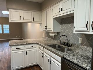 1112 Kathy Lane, Lewisville, TX 75067