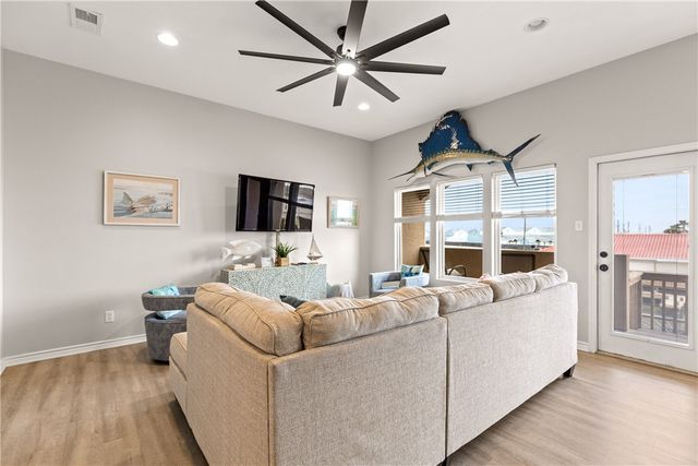 14334 Cruiser St 103, Corpus Christi, TX 78418