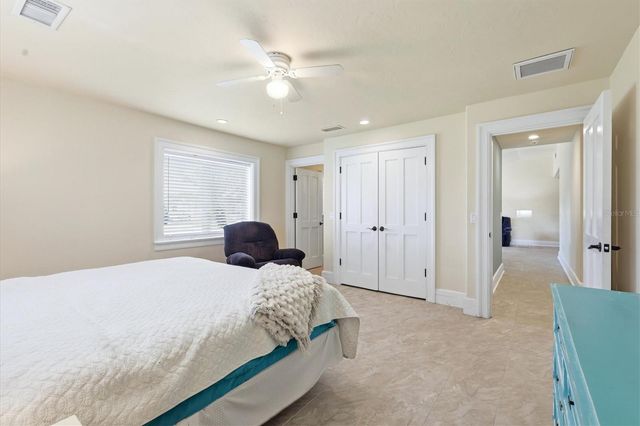 11 OAKLAND HILLS COURT, Rotonda West, FL 33947