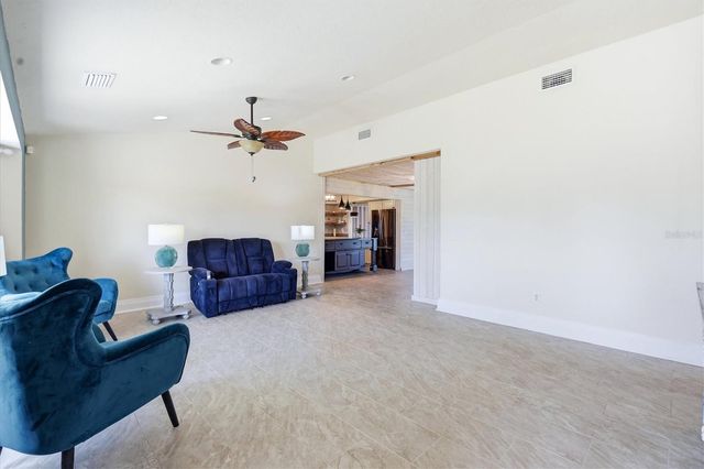 11 OAKLAND HILLS COURT, Rotonda West, FL 33947