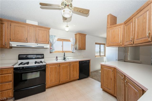 6461 Creb Court, Pahrump, NV 89060