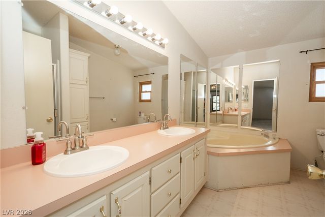 6461 Creb Court, Pahrump, NV 89060