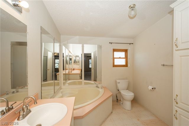 6461 Creb Court, Pahrump, NV 89060