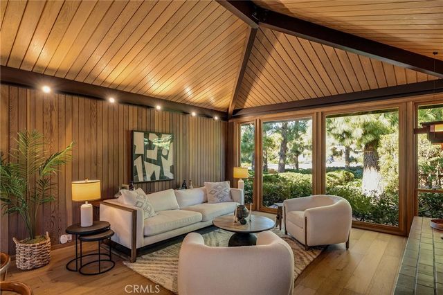 15 Margate Square, Palos Verdes Estates, CA 90274