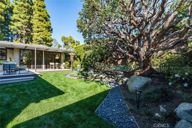 15 Margate Square, Palos Verdes Estates, CA 90274