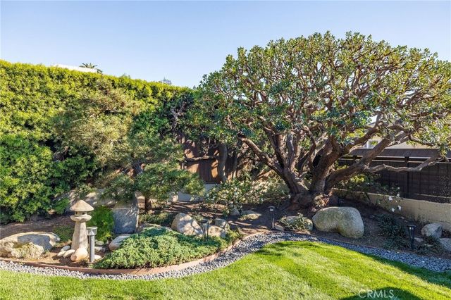 15 Margate Square, Palos Verdes Estates, CA 90274