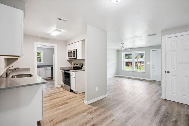 280 W FERN DRIVE, Orange City, FL 32763