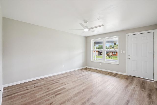 280 W FERN DRIVE, Orange City, FL 32763