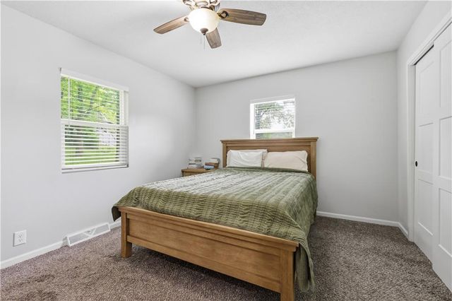6709 Eastside Drive, Kansas City, MO 64152