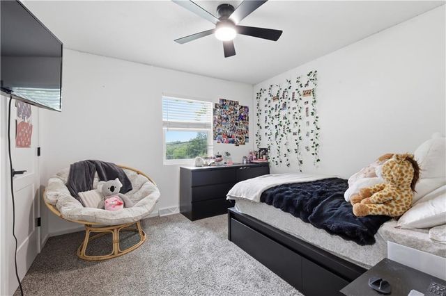 6709 Eastside Drive, Kansas City, MO 64152