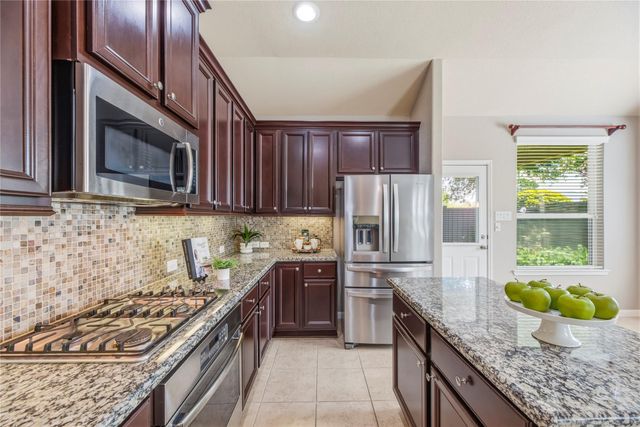 9997 Willow Falls Lane, Brookshire, TX 77423