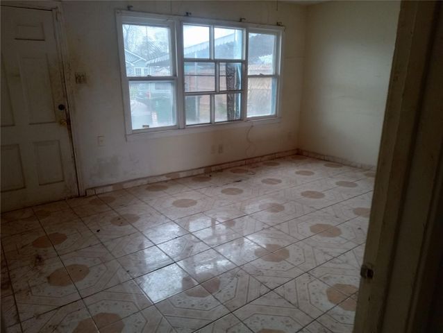 5041 Rapido Road, Houston, TX 77033