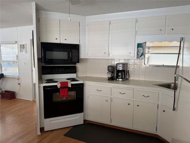 1040 MAIN STREET 91, Dunedin, FL 34698