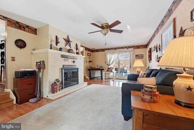 1848 BRACKENVILLE RD, Hockessin, DE 19707