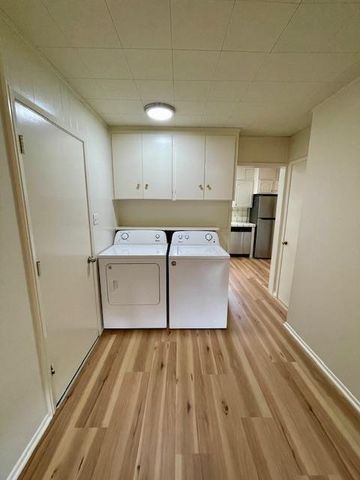 4035 Verdosa Drive, Palo Alto, CA 94306