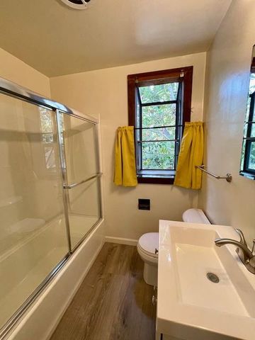 4035 Verdosa Drive, Palo Alto, CA 94306