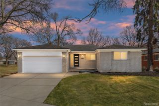 25538 Parsons Drive, Southfield, MI 48075