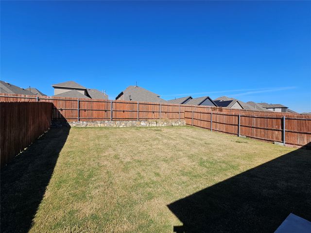 3915 Chesapeake Lane, Forney, TX 75126