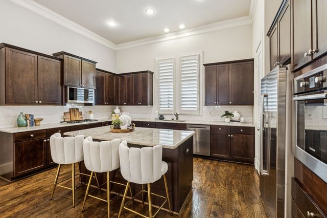 2138 Aylesport Drive, Dallas, TX 75201