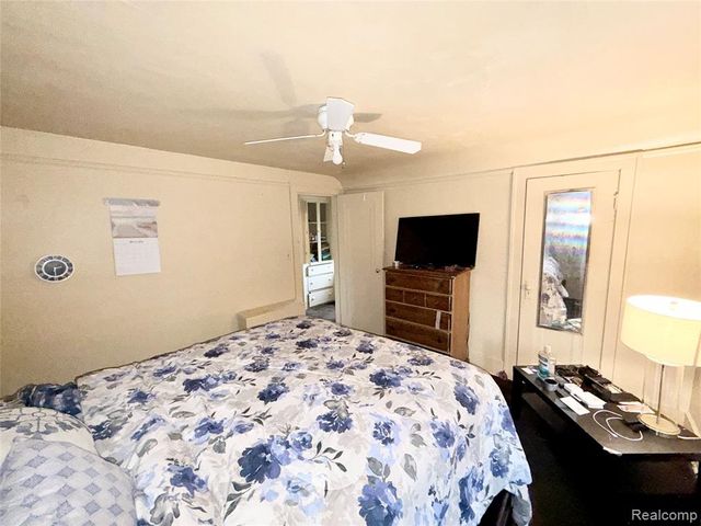 17245 Evergreen Road, Detroit, MI 48219