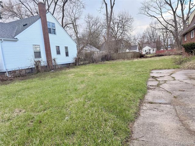 17245 Evergreen Road, Detroit, MI 48219