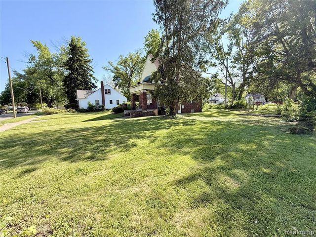 17245 Evergreen Road, Detroit, MI 48219