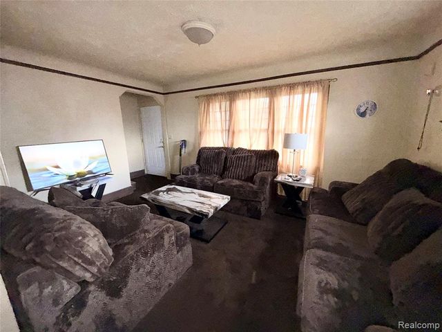 17245 Evergreen Road, Detroit, MI 48219