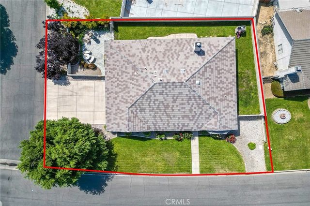 18499 Mountain Meadows, Victorville, CA 92395