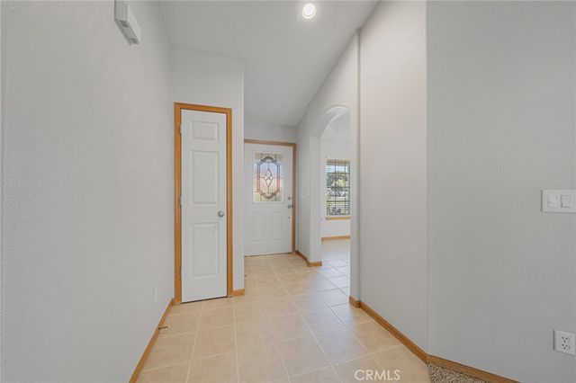 18499 Mountain Meadows, Victorville, CA 92395