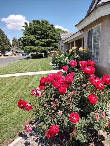 18499 Mountain Meadows, Victorville, CA 92395