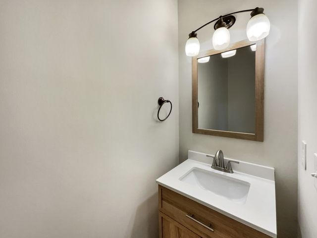 8432 Indian Hills Dr, Nashville, TN 37221