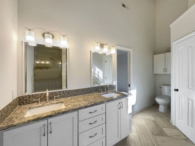 8432 Indian Hills Dr, Nashville, TN 37221