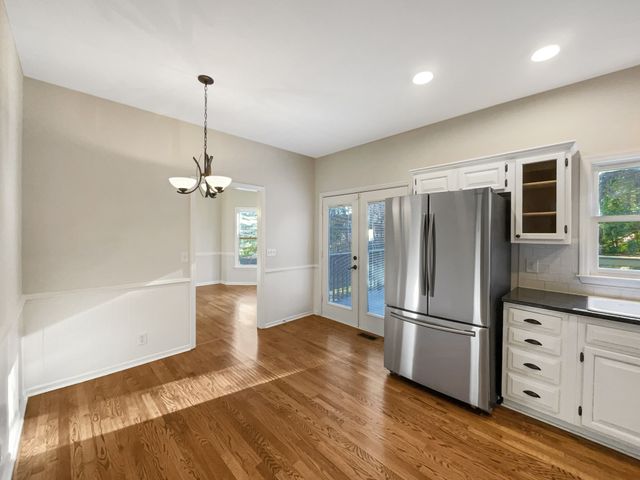 8432 Indian Hills Dr, Nashville, TN 37221