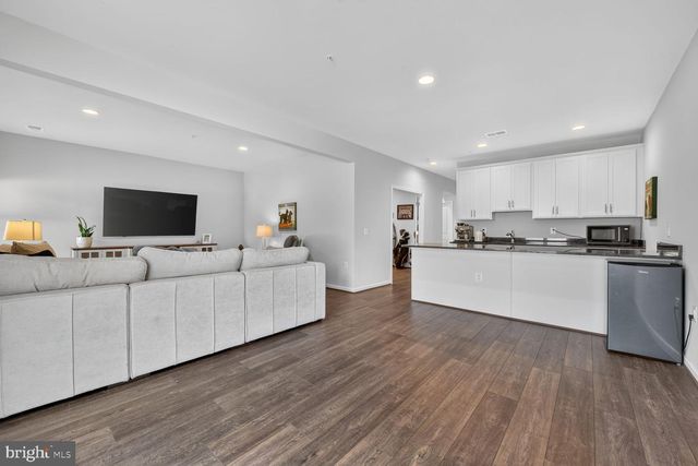 43928 MARITIME SONG TER, Leesburg, VA 20176