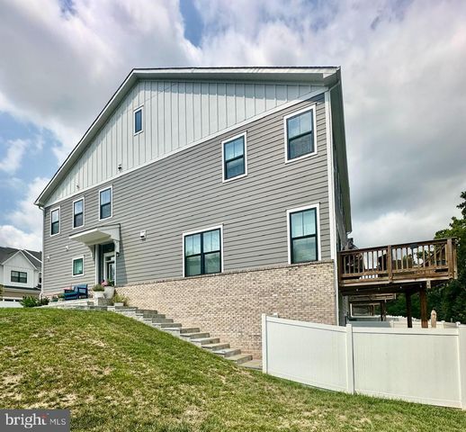 43928 MARITIME SONG TER, Leesburg, VA 20176