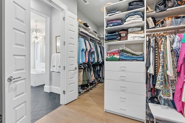 801 Serene Estates DR, Austin, TX 78738