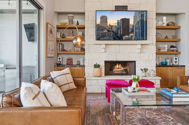 801 Serene Estates DR, Austin, TX 78738