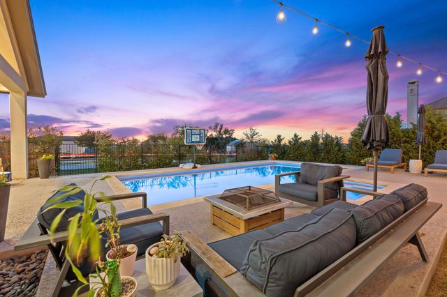 801 Serene Estates DR, Austin, TX 78738