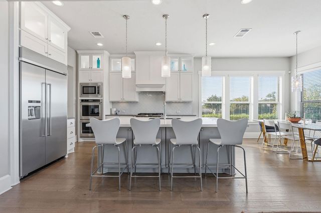 801 Serene Estates DR, Austin, TX 78738