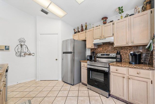 13270 Greenshore Place, Wellington, FL 33414