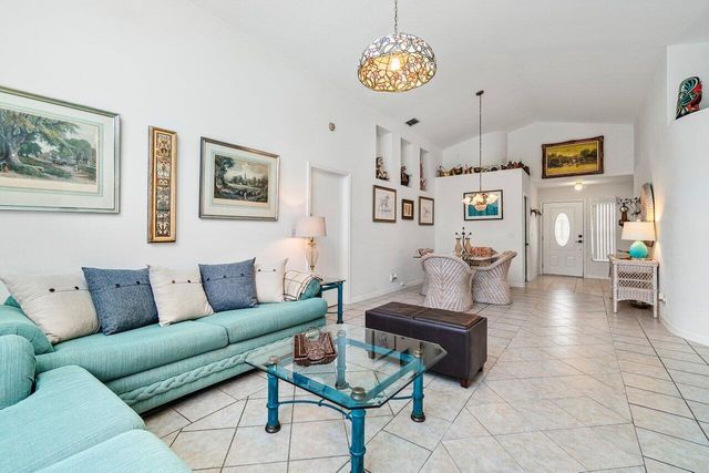 13270 Greenshore Place, Wellington, FL 33414