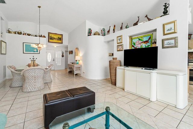 13270 Greenshore Place, Wellington, FL 33414