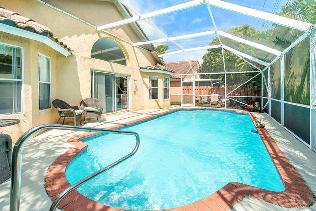 13270 Greenshore Place, Wellington, FL 33414