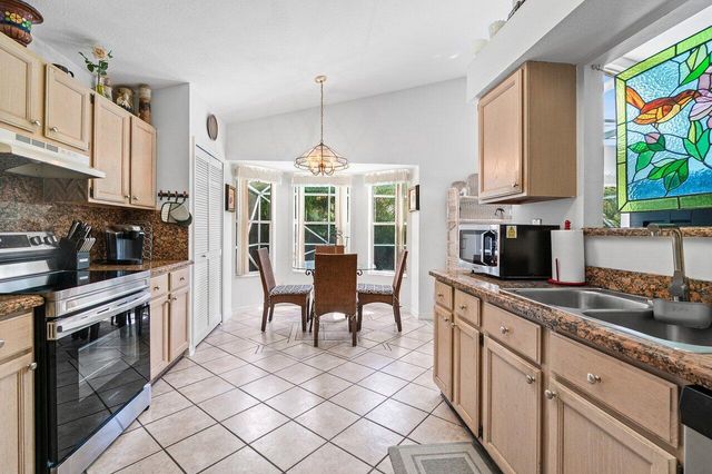 13270 Greenshore Place, Wellington, FL 33414