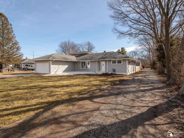 3663 Saint Anthony Road, Temperance, MI 48182